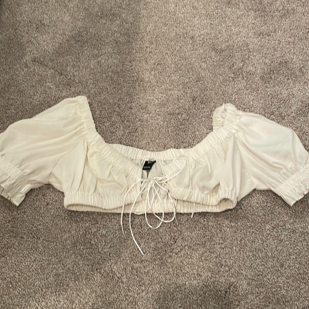 White cropped top from Windsor